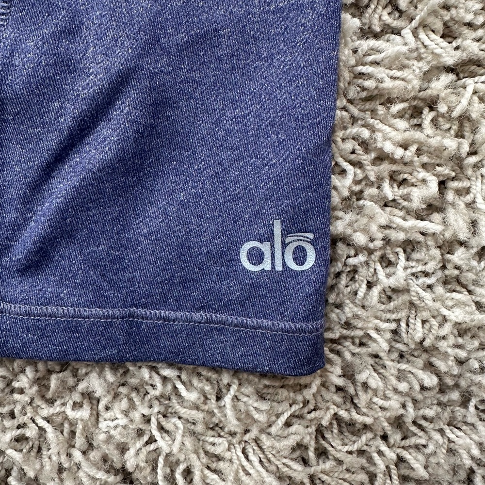 Alo tank top - Picture 2 of 5